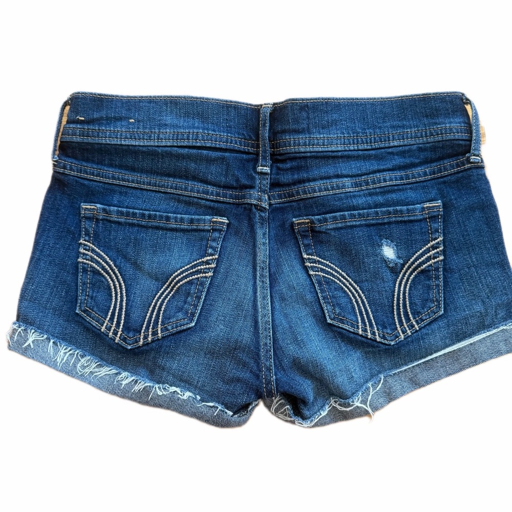 Hollister- Dark Wash Distressed Denim Short Shorts (Sz 1/25 Excellent Condition) - Picture 2 of 9
